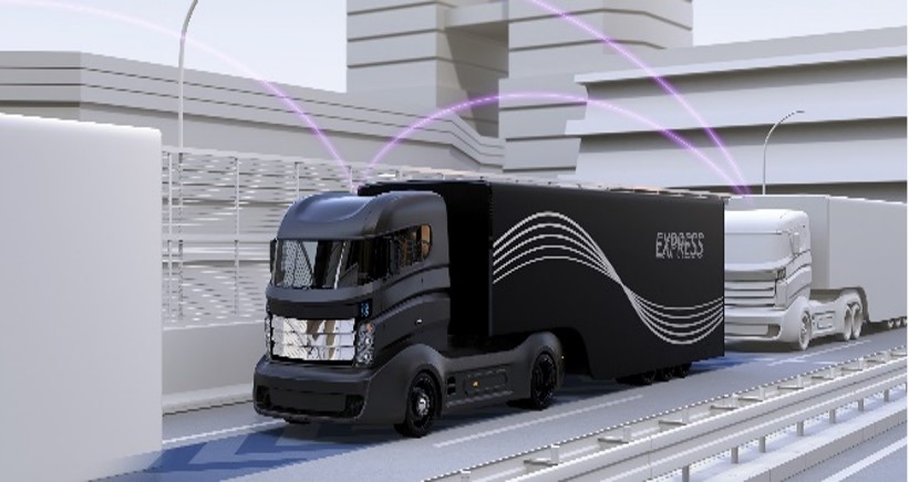 Graphic depicting connected vehicle communications designed for truck platooning service systems.